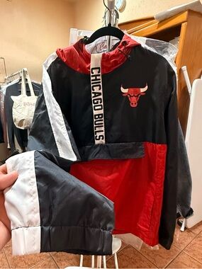 Chicago Bulls windbreaker